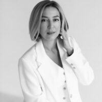 Олена Андрощук